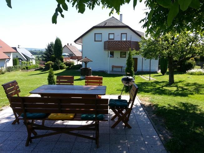 Apartman U Krale - 2 Jicin Exterior photo